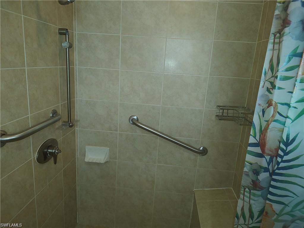 1038 Se 30th St Property Photo 13
