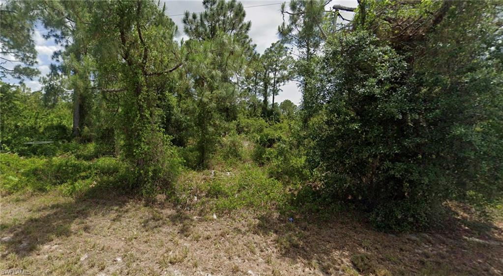 706 Brazos St E Property Photo 1
