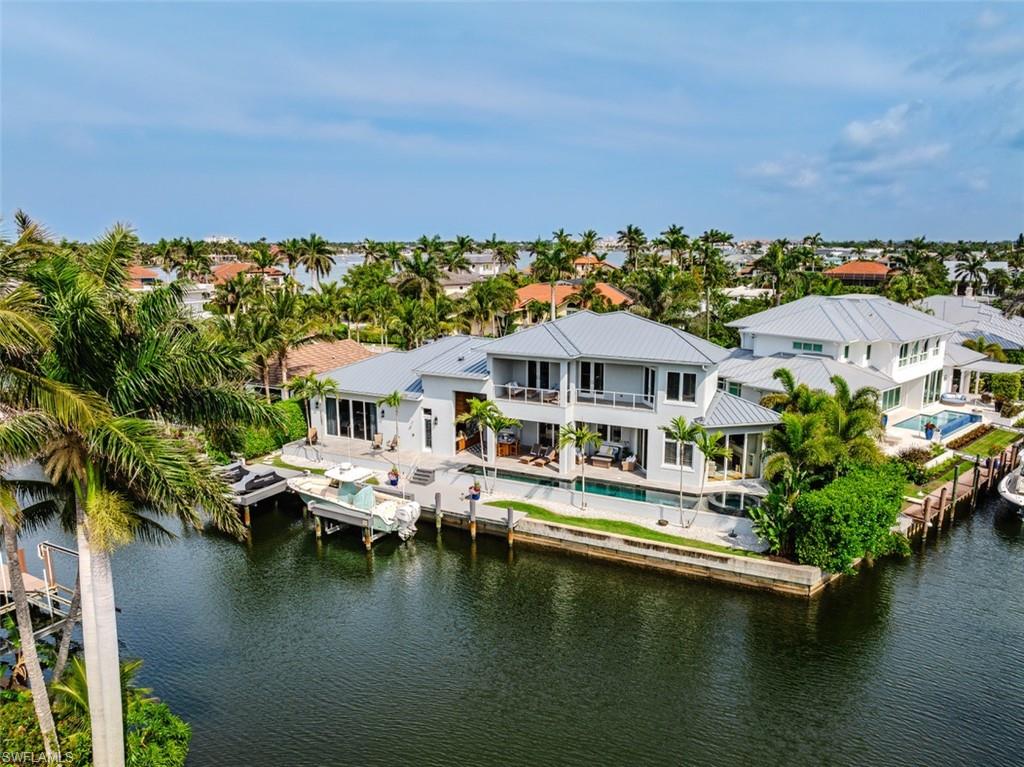 1266 Cobia Ct Property Photo 2