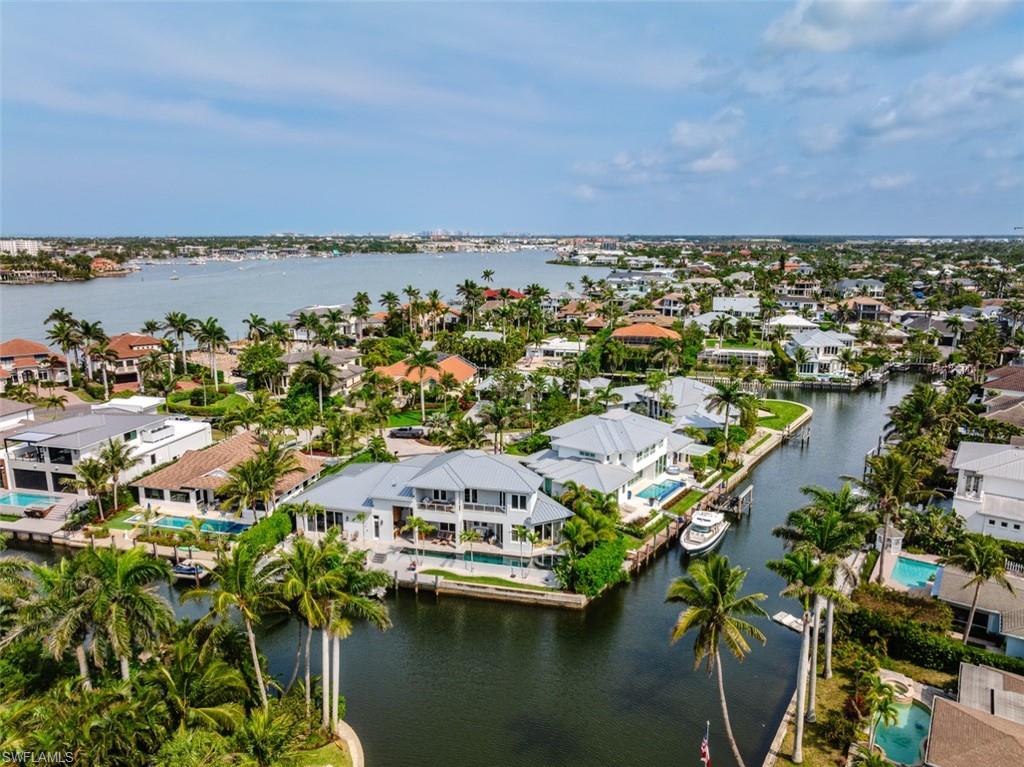 1266 Cobia Ct Property Photo 4