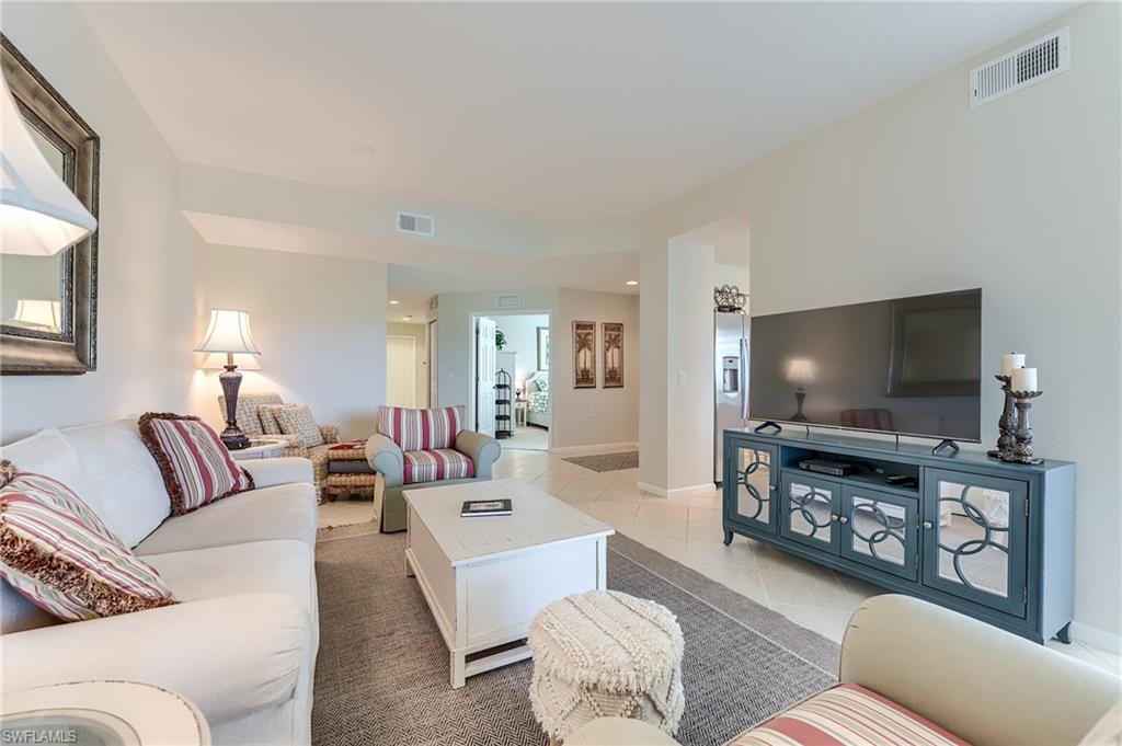 9201 Palmetto Ridge Dr # 101 Property Photo 6