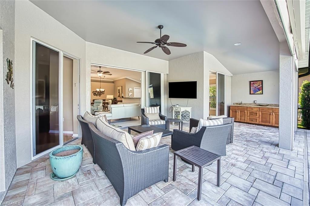 9078 Shadow Glen Way Property Photo 18