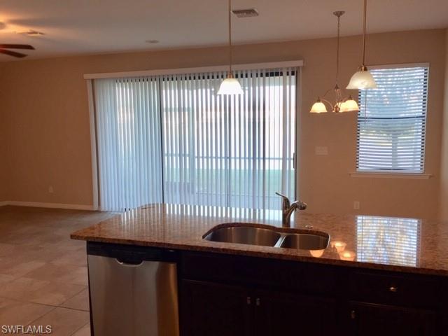 15319 Summit Place Cir Property Photo 8