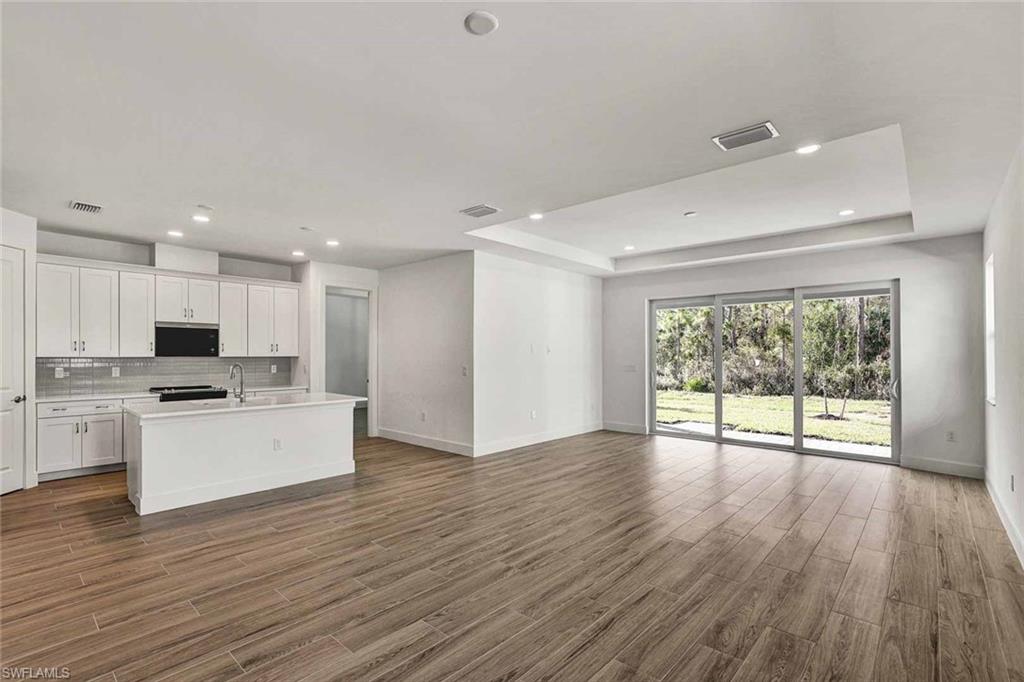 11390 Pointed Leaf Pl Property Photo 14