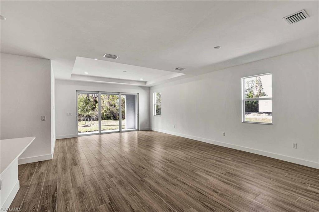 11390 Pointed Leaf Pl Property Photo 15