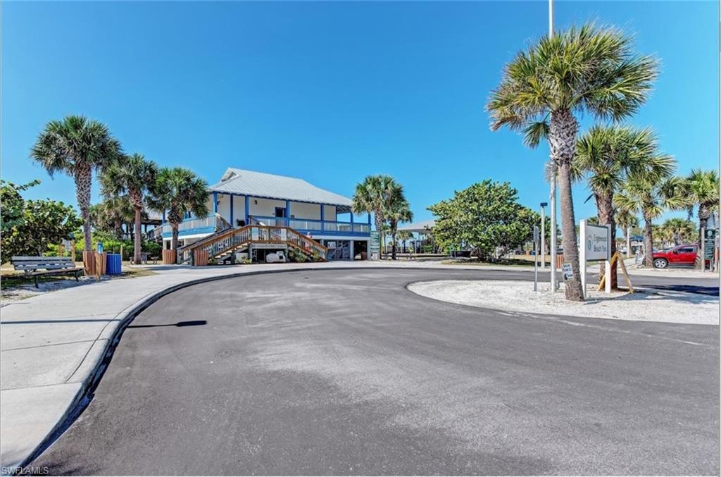 15649 Aqua Cir Property Photo 5