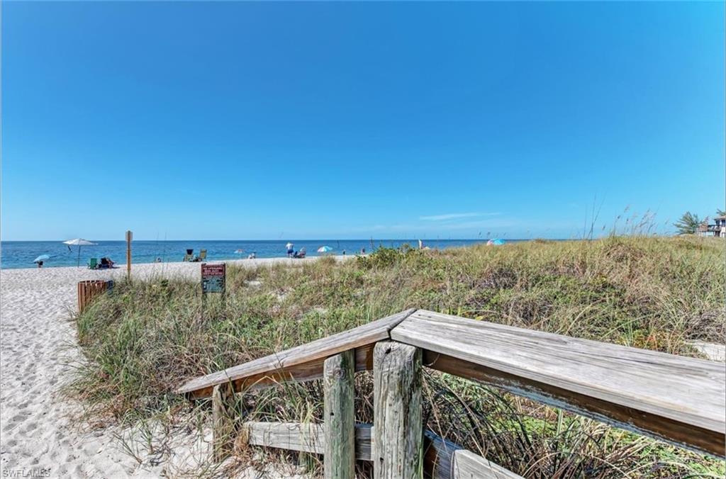 15649 Aqua Cir Property Photo 23