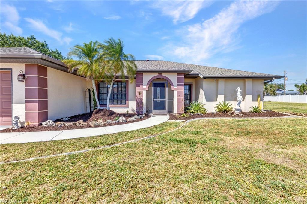 23148 Corvin Ave Property Photo 2