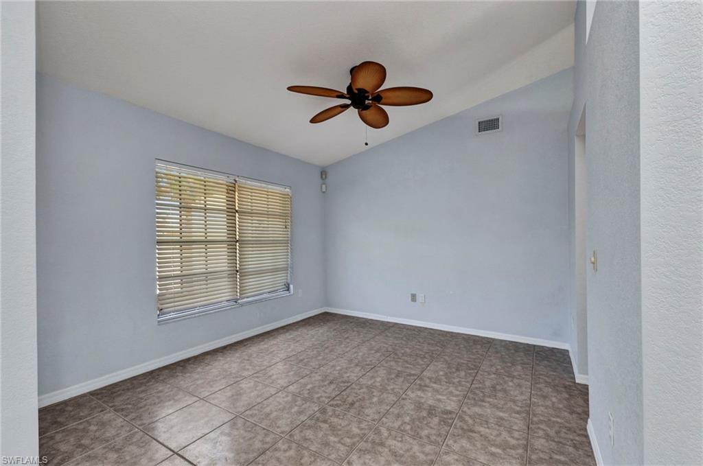 23148 Corvin Ave Property Photo 5