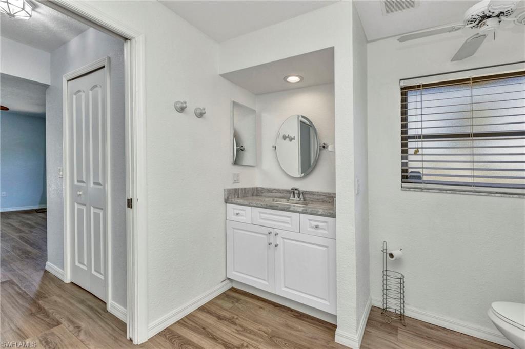 23148 Corvin Ave Property Photo 10
