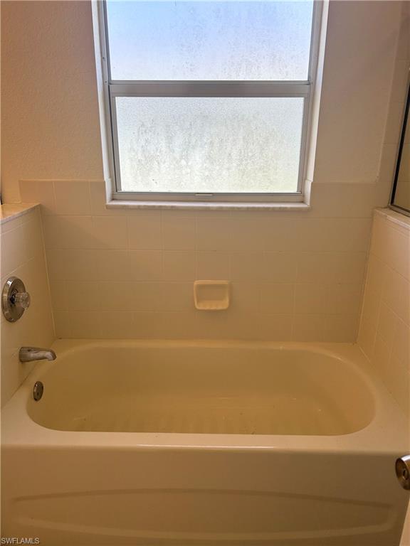 2301 Nw 9th Ave Property Photo 12