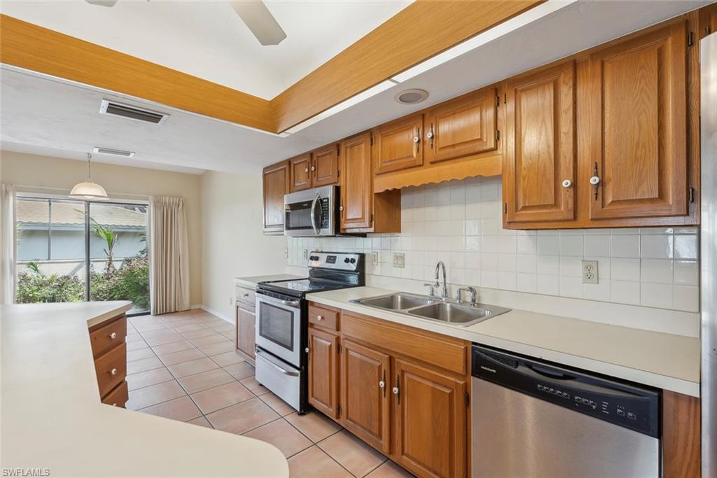 27671 Hacienda East Blvd # 322c Property Photo 16