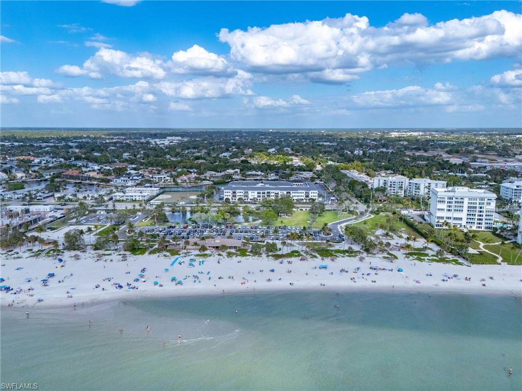 1400 Gulf Shore Blvd N # 305 Property Photo 1
