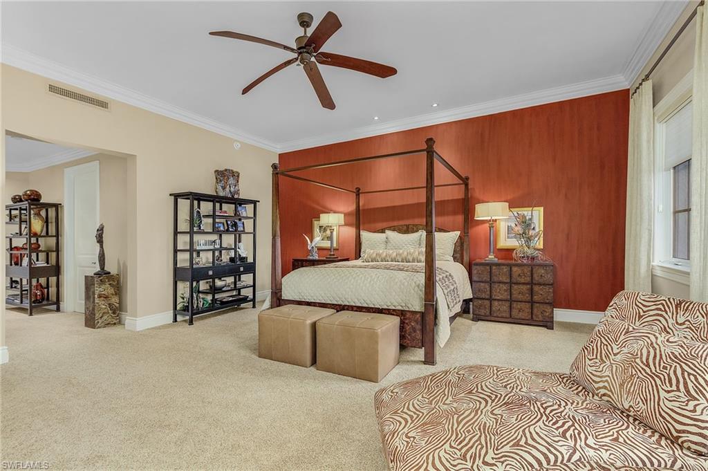 1400 Gulf Shore Blvd N # 305 Property Photo 13