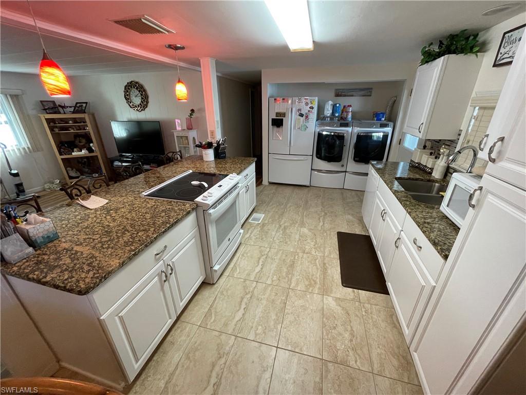 210 Cobblestone Ln Property Photo 11