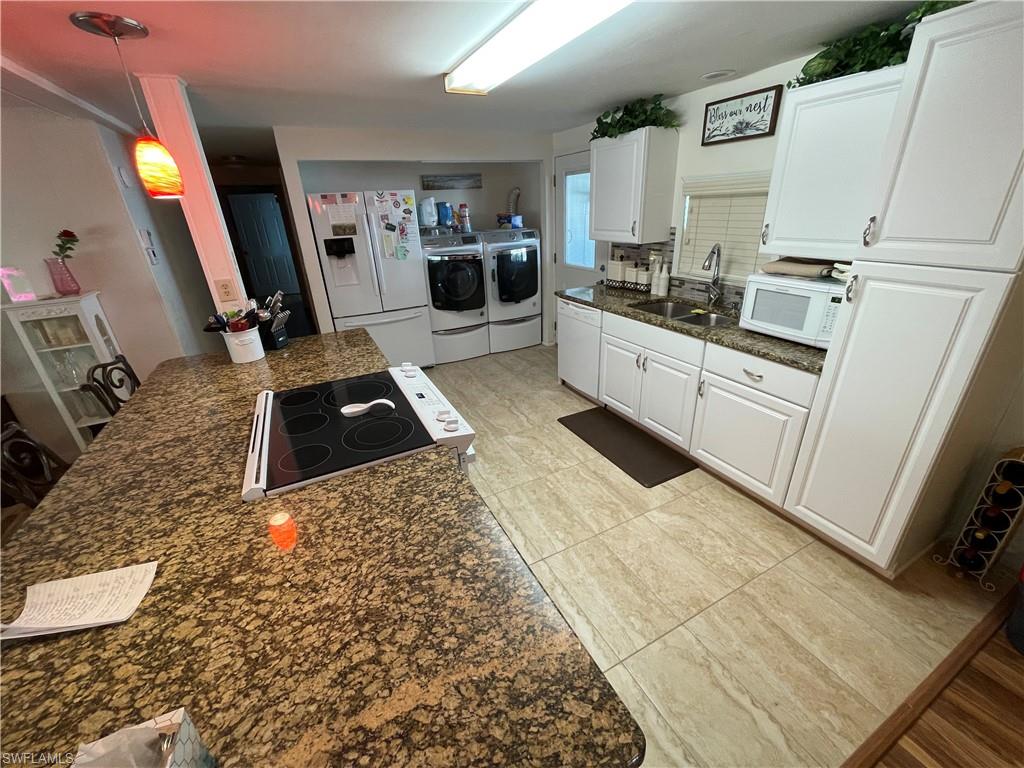 210 Cobblestone Ln Property Photo 12