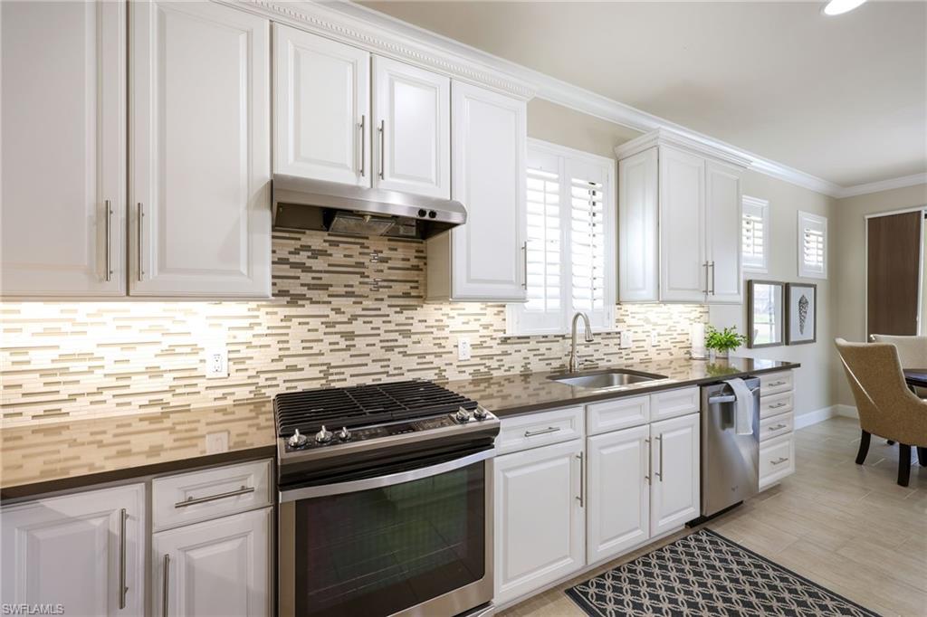 7128 Lily Way Property Photo 8
