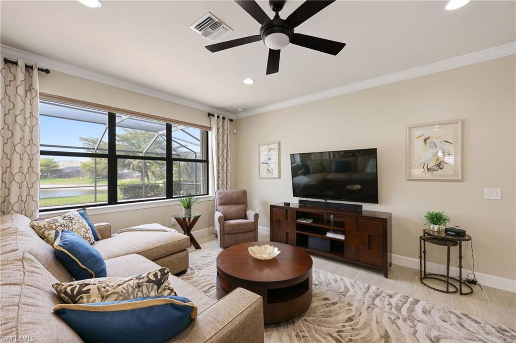 7128 Lily Way Property Photo 11