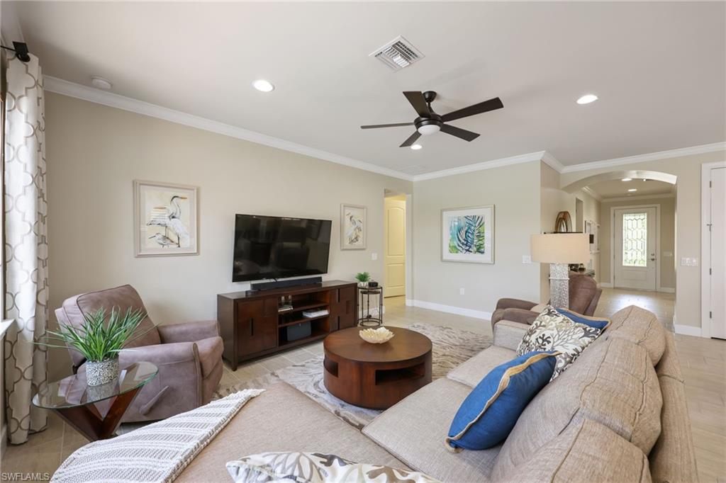 7128 Lily Way Property Photo 12
