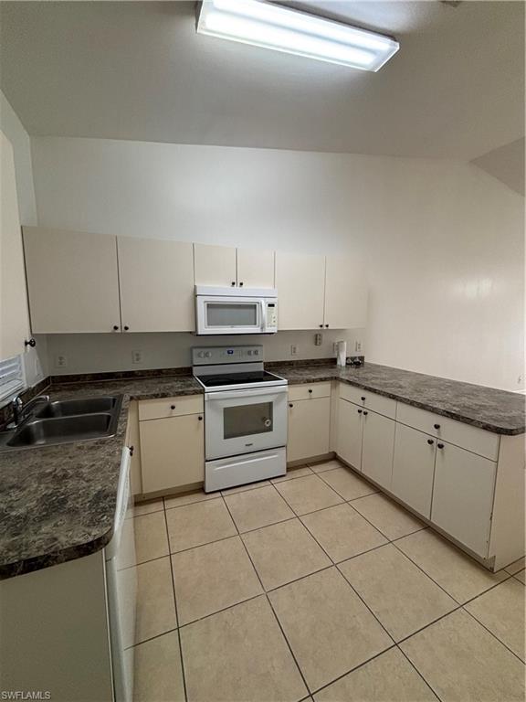 3826 Sw 8th Pl Property Photo 8