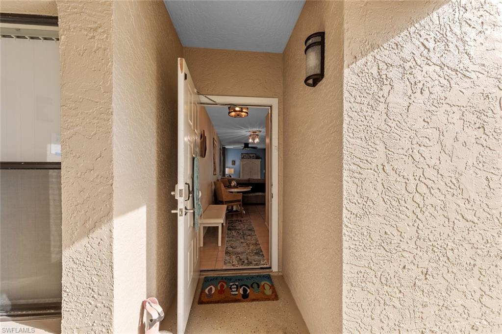 9623 Eaton Gardens Ln # 105 Property Photo 3