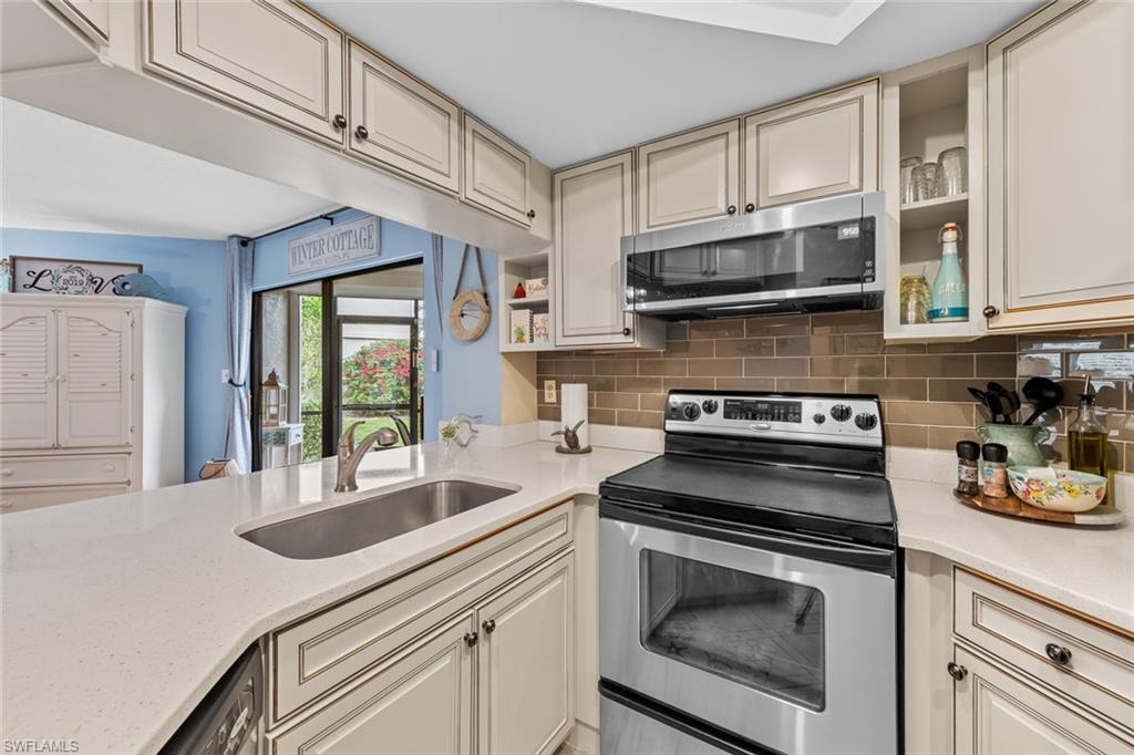9623 Eaton Gardens Ln # 105 Property Photo 6
