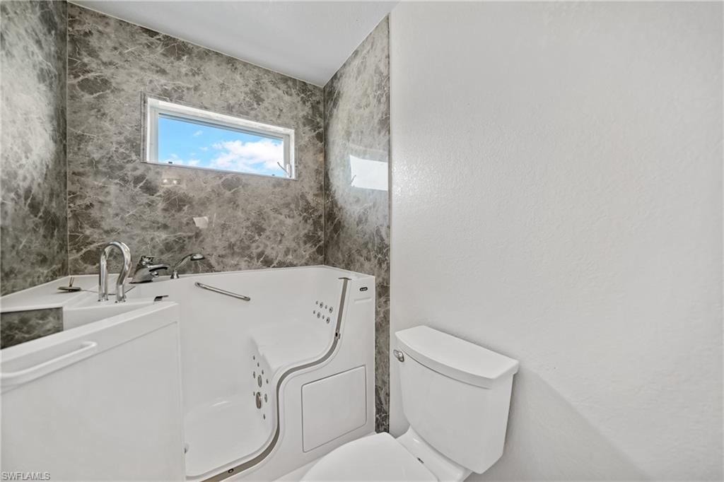 43 Pinehurst Pl Property Photo 30