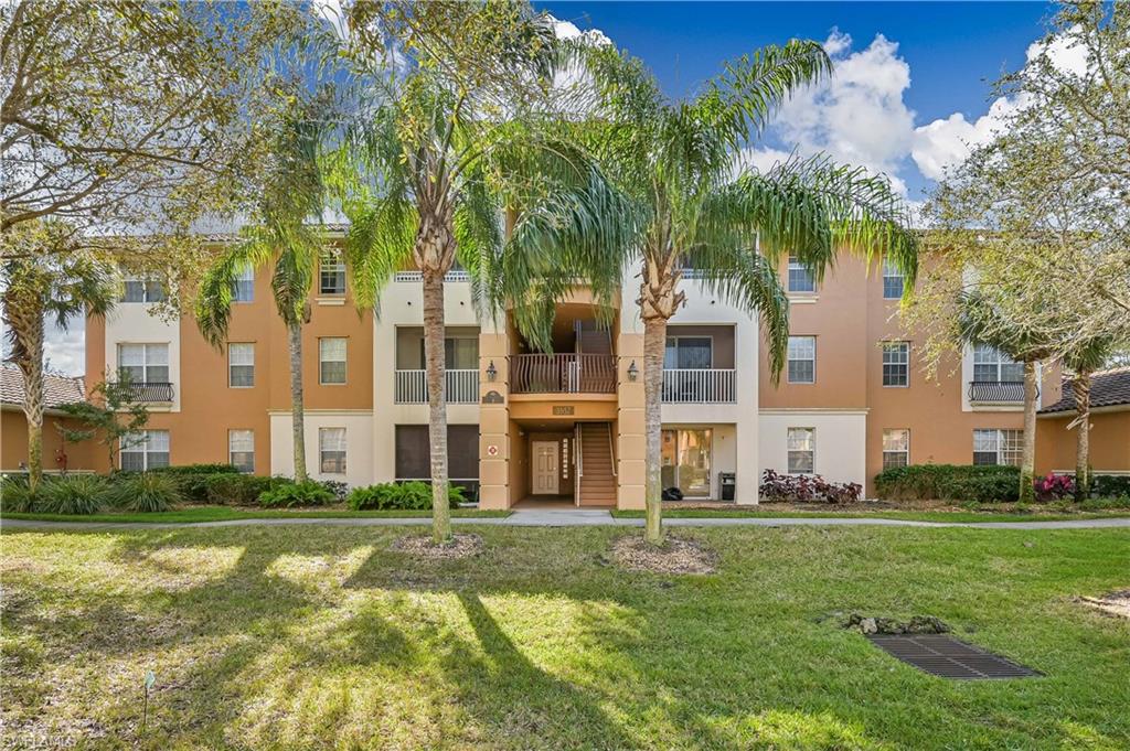 33909 Real Estate Listings Main Image