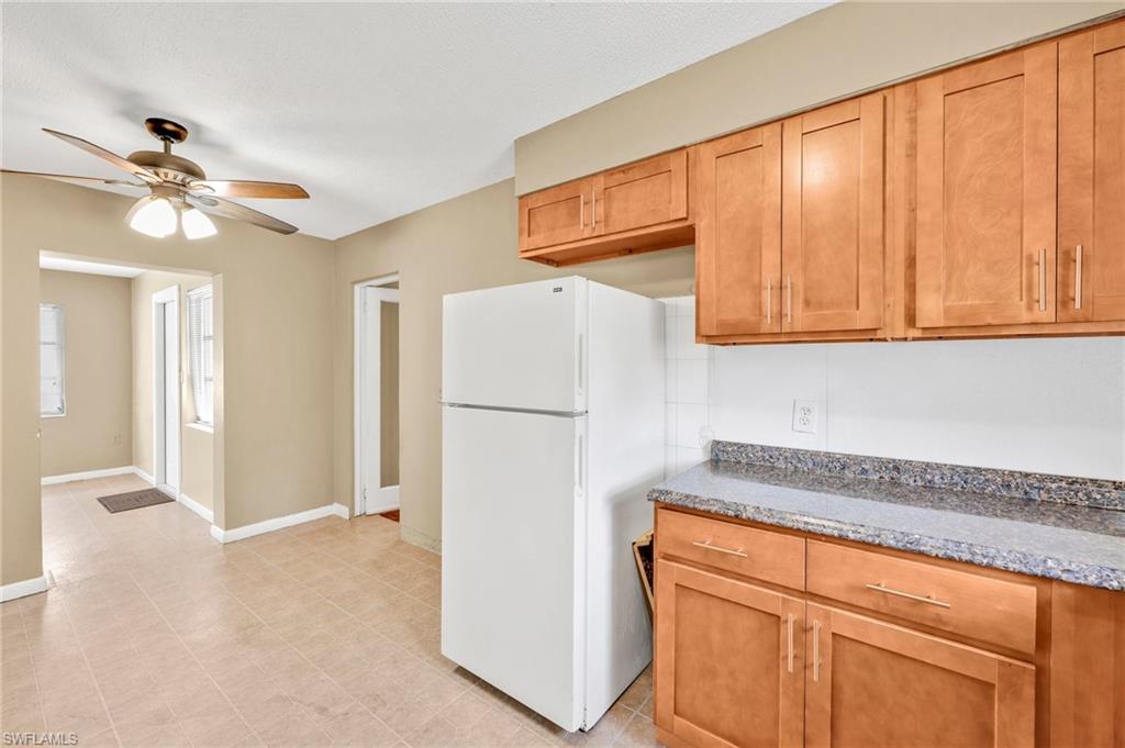 2971 Montclaire Ave Property Photo 5