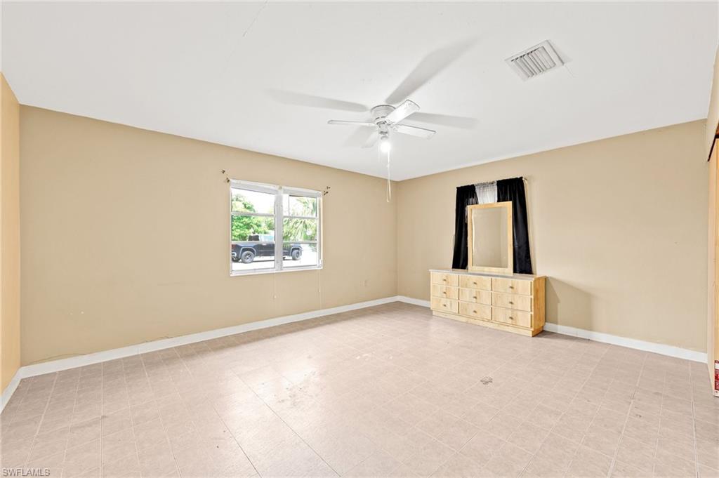 2971 Montclaire Ave Property Photo 15
