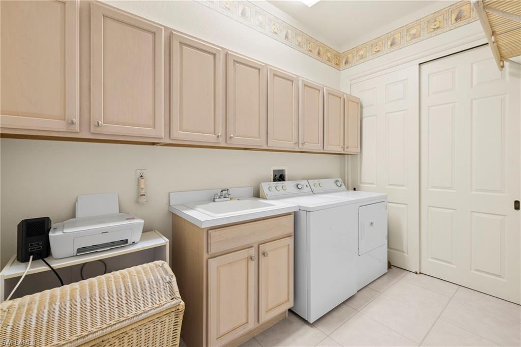 6045 Ashford Ln # 103 Property Photo 14