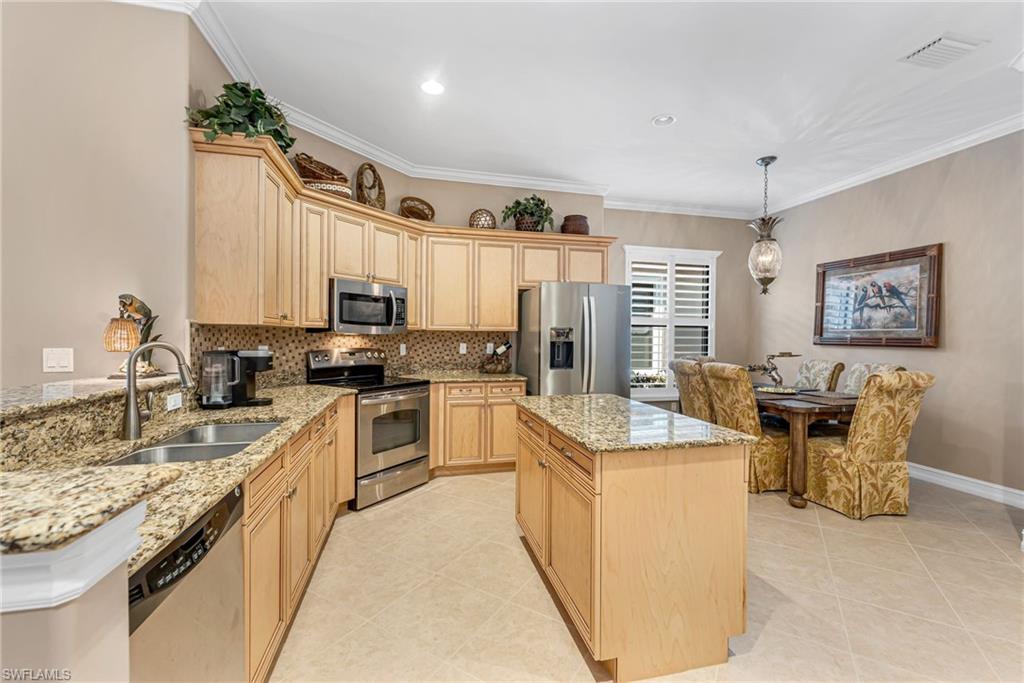 7523 Moorgate Point Way Property Photo 8