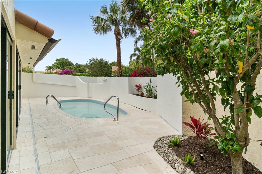 6804 Sand Pointe Cir Property Photo 6