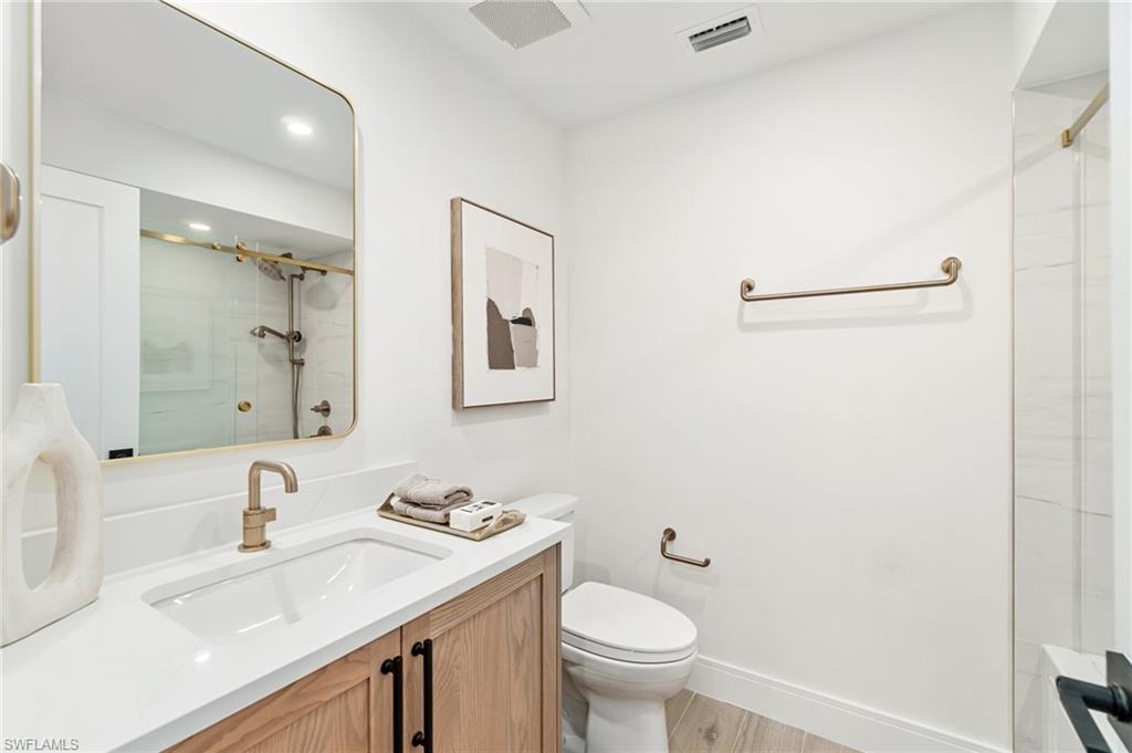 6804 Sand Pointe Cir Property Photo 37