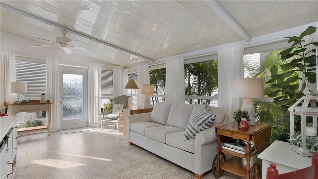 10713 Roseate Spoonbill Cir Property Photo