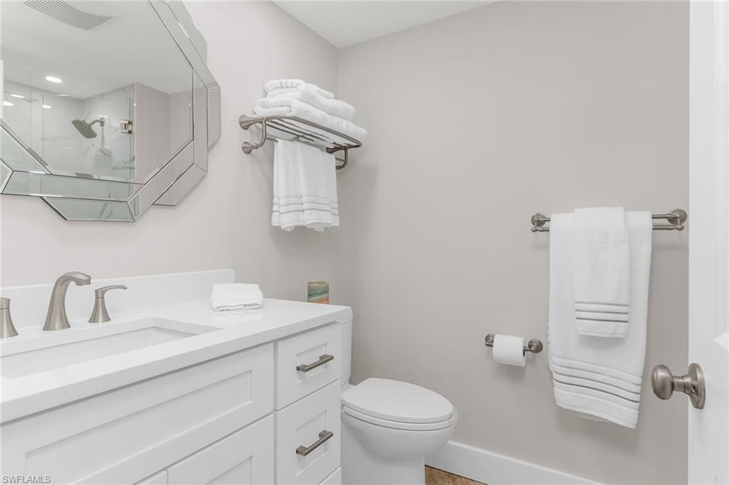 1215 Edington Pl # L1 Property Photo 16