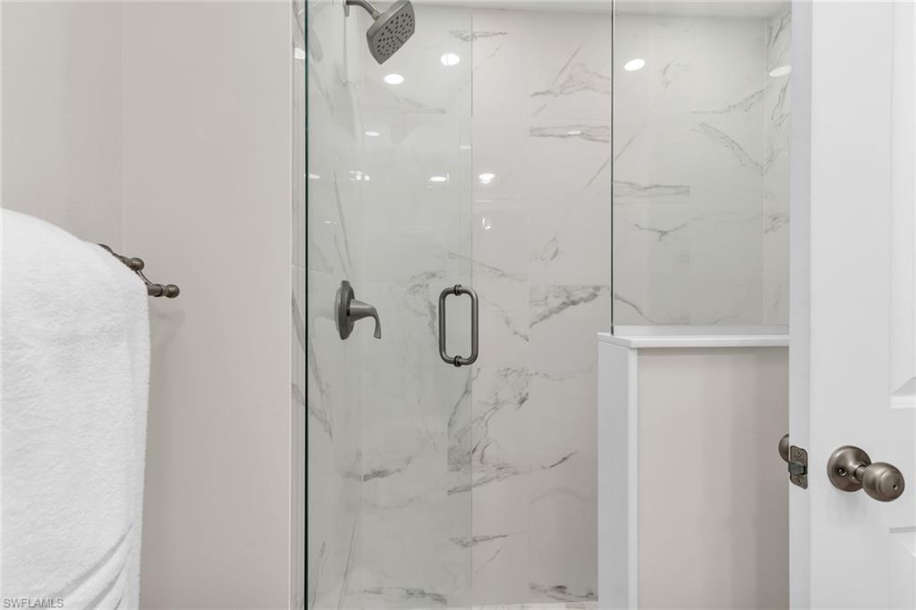 1215 Edington Pl # L1 Property Photo 17