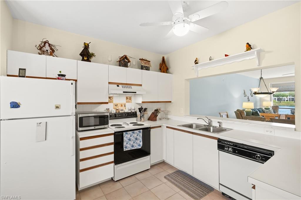 550 Saratoga Cir # E104 Property Photo 12