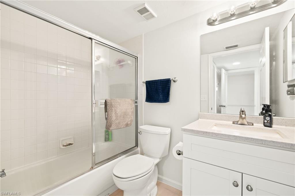 550 Saratoga Cir # E104 Property Photo 22