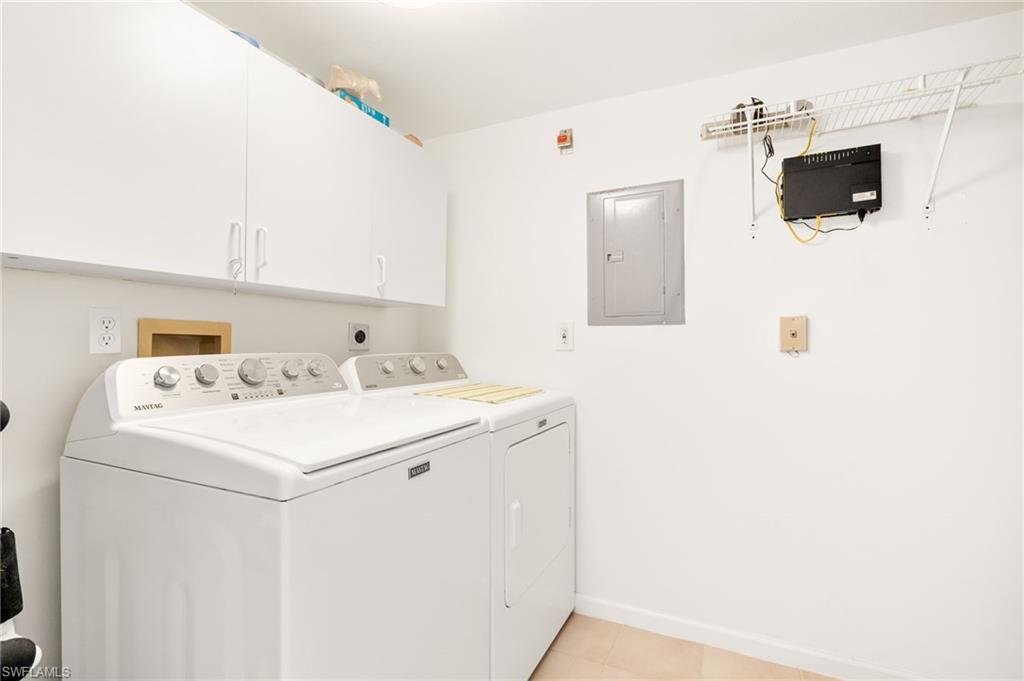 550 Saratoga Cir # E104 Property Photo 23