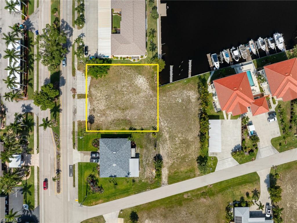 1749 Beach Pkwy Property Photo 3
