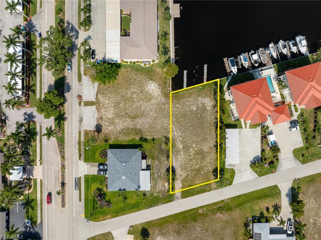 1751 Beach Pkwy Property Photo 2