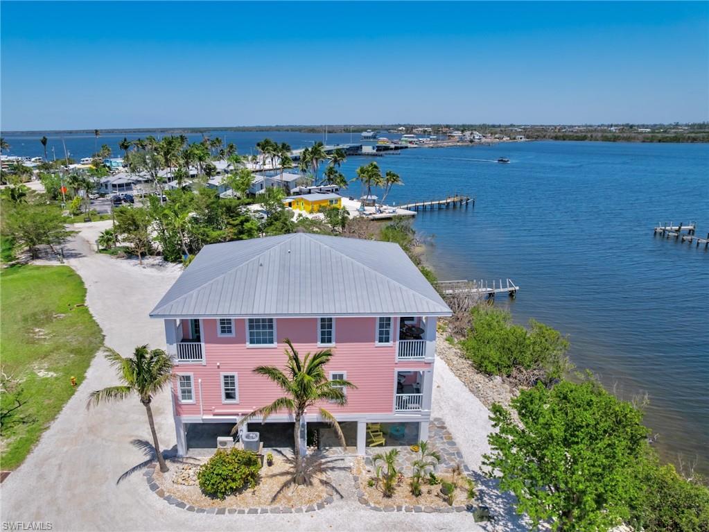 4581 Redfish Point Rd Property Photo 7