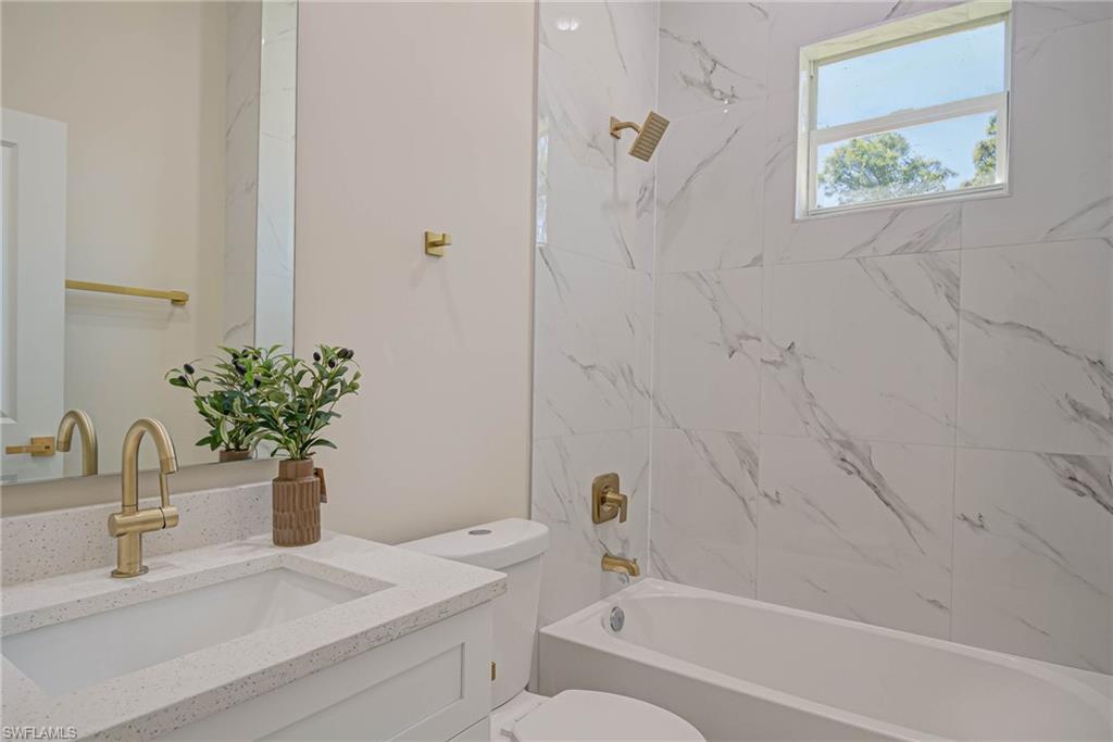 3414 74th St W Property Photo 21