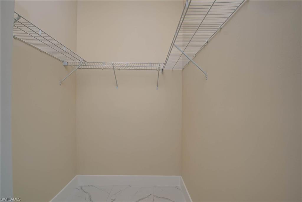 3305 71st St W Property Photo 15