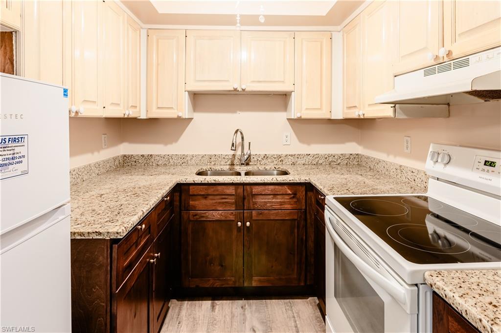 1047 Hartley Ave # 109 Property Photo