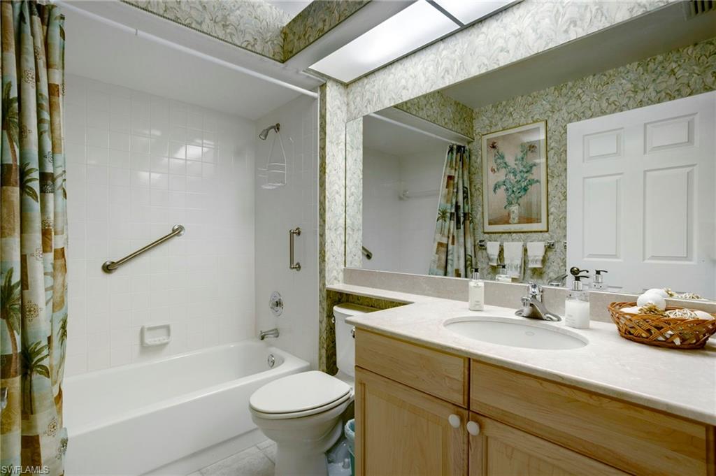 13020 Amberley Ct # 306 Property Photo 15