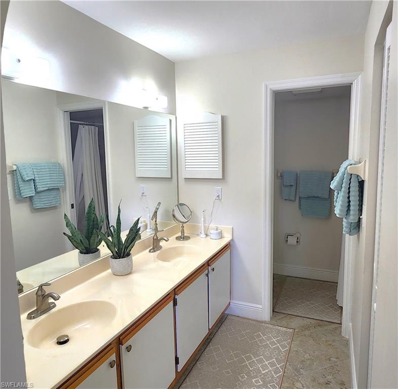 4211 Chantelle Dr # C203 Property Photo 20