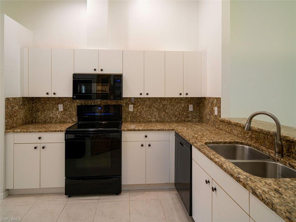 5347 Whitten Dr # 88 Property Photo 5