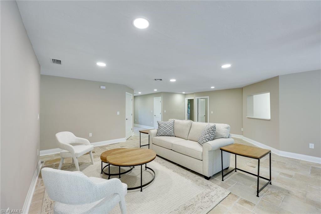 27206 Harbor Dr Property Photo 23